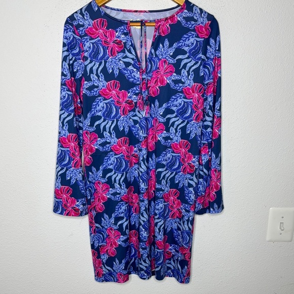 Lilly Pulitzer Dresses & Skirts - Lilly Pulitzer size small cotton/spandex dress no signs of wear